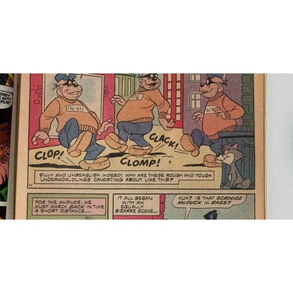 Vintage Walt Disney The Beagle Boys Vs. Uncle Scrooge Comic Book 1975 Whitman - Picture 8 of 13